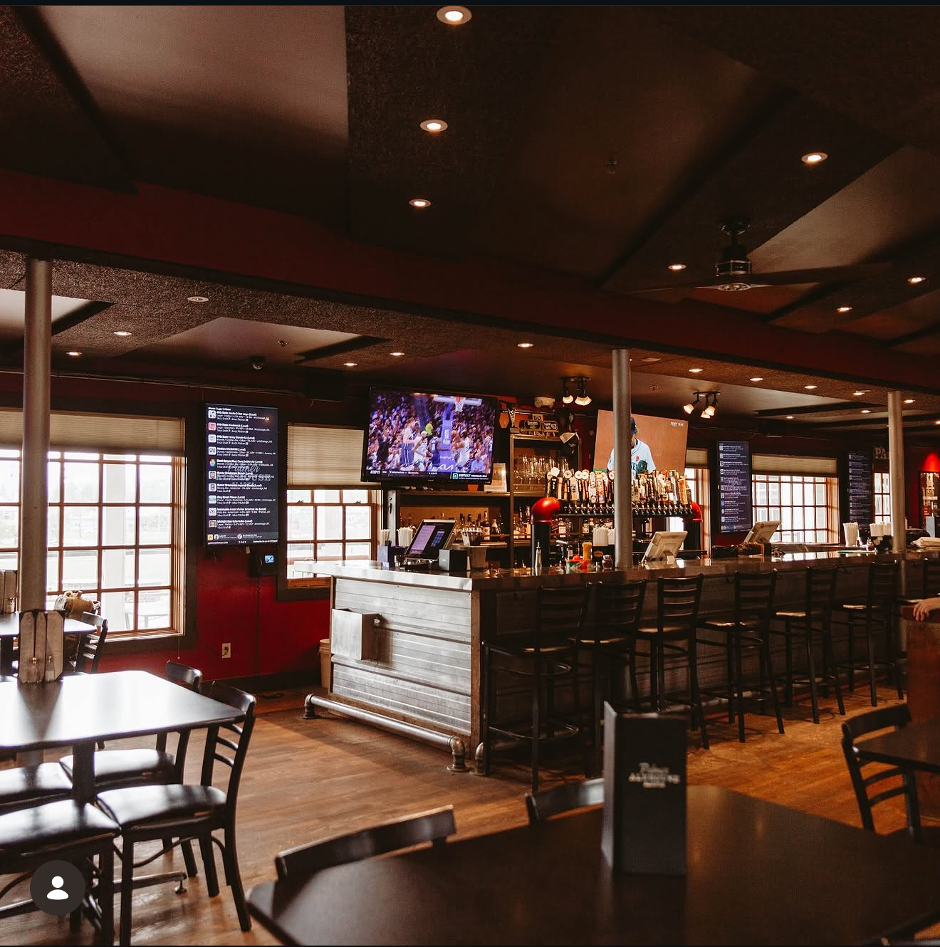 Interior of Palmer Alehouse in Palmer Alaska