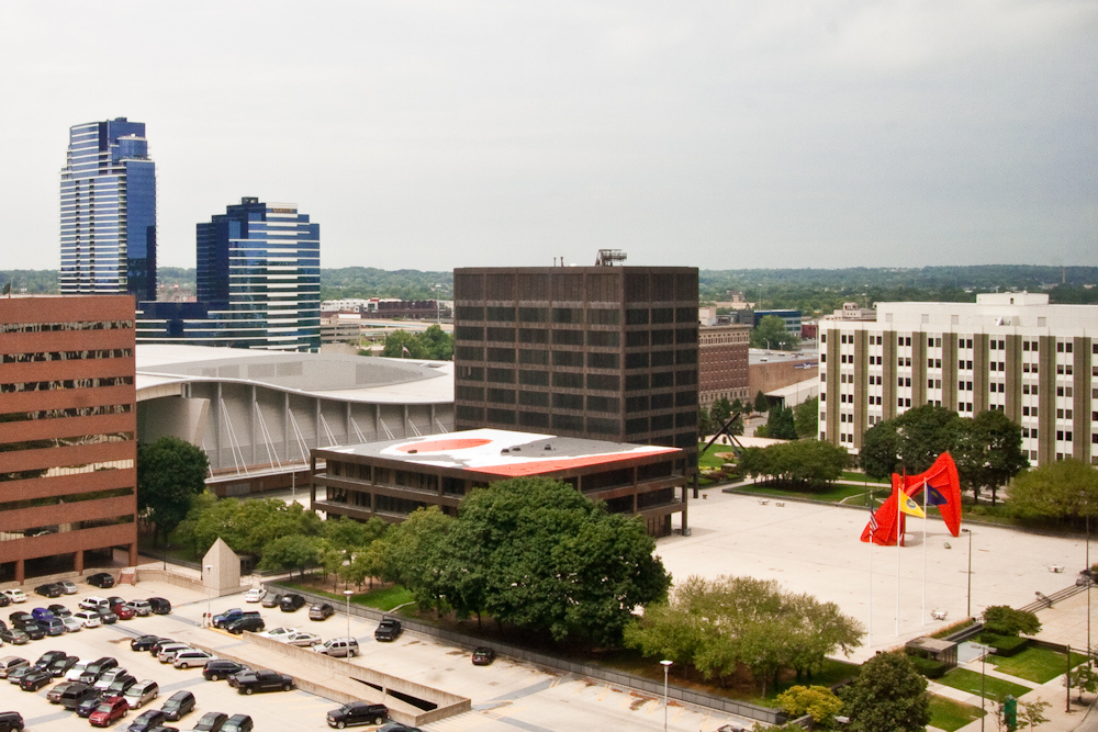 Calder Plaza Building to Get Makeover