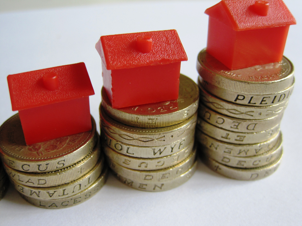 Photo Credit: Images Money under CC BY 2.0 via Flickr