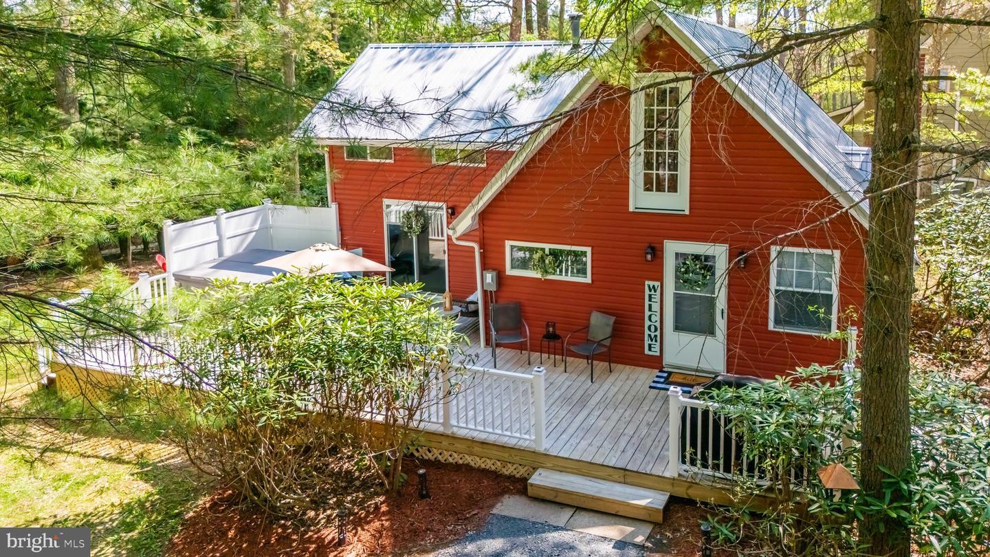 158 Oak Way Road, sold with Jessie Railey representing the buyer