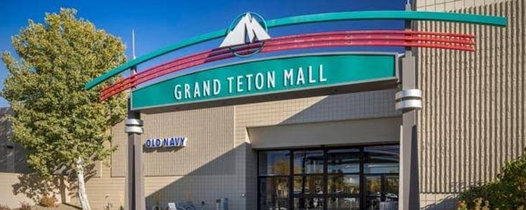 Grant Teton Mall in Ammon, IA
