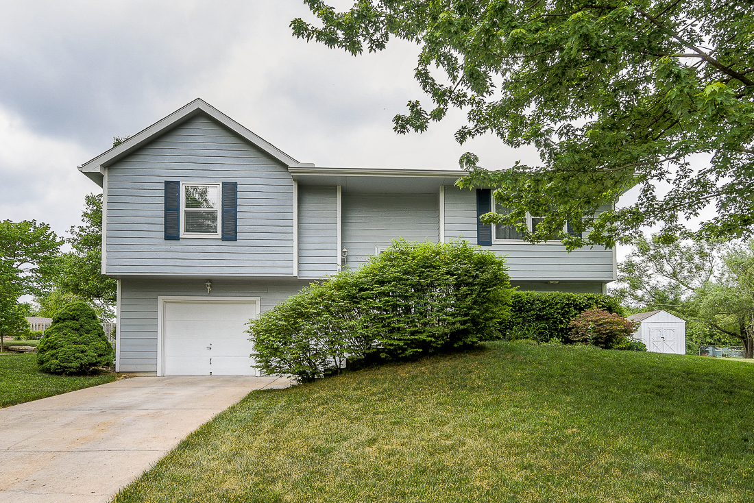 Soon*** Beautiful DeSoto Property