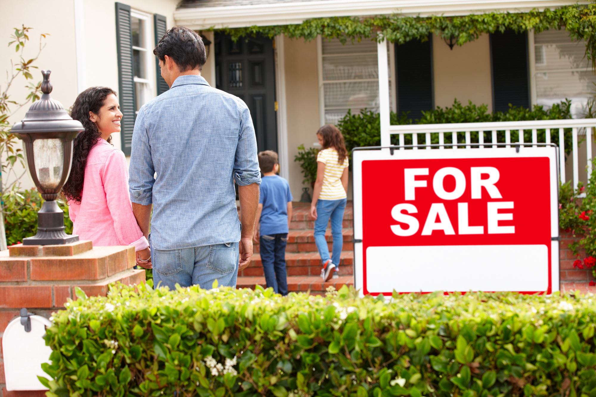 What Makes the Perfect House Listing? Expert Tips for Writing a Listing That Sells
