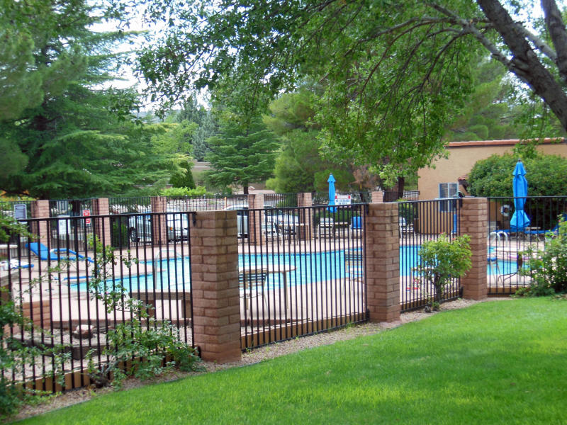 Oak Creek Estados Condos Homes for Sale