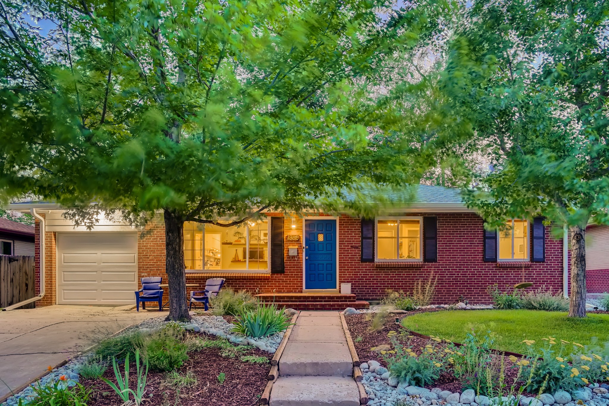 Cloverdale Neighborhood 1365 S Eaton St Lakewood Home For Sale