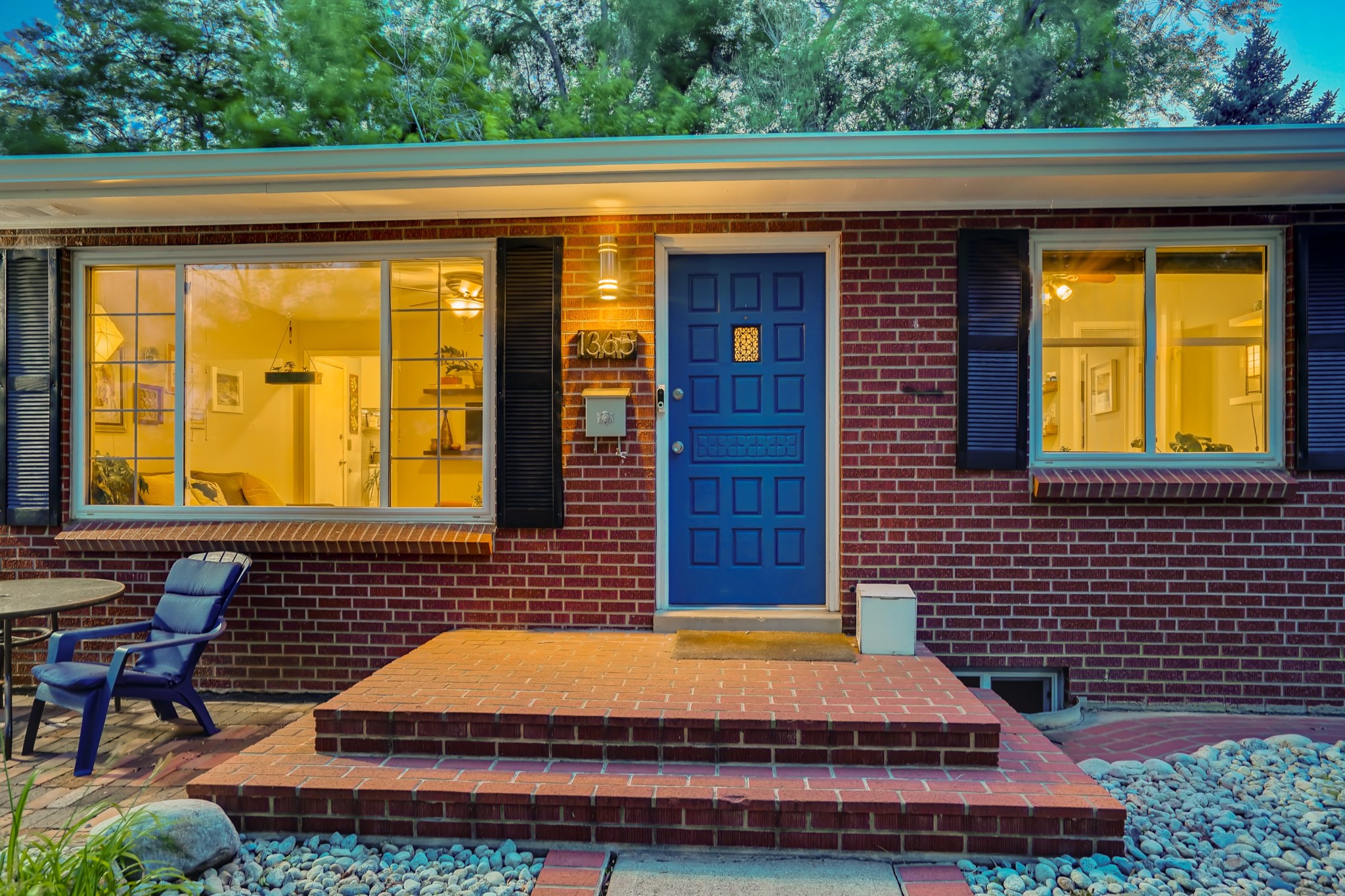 Cloverdale Neighborhood 1365 S Eaton St Lakewood Home For Sale