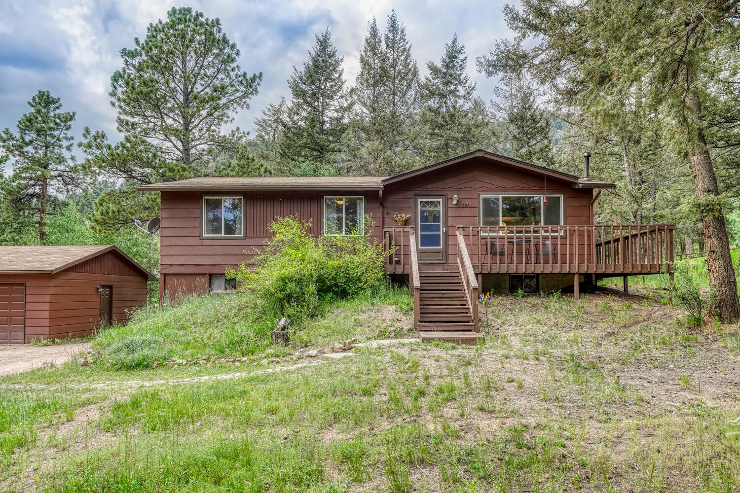31168 Witteman Rd, Kings Valley Neighborhood, Conifer