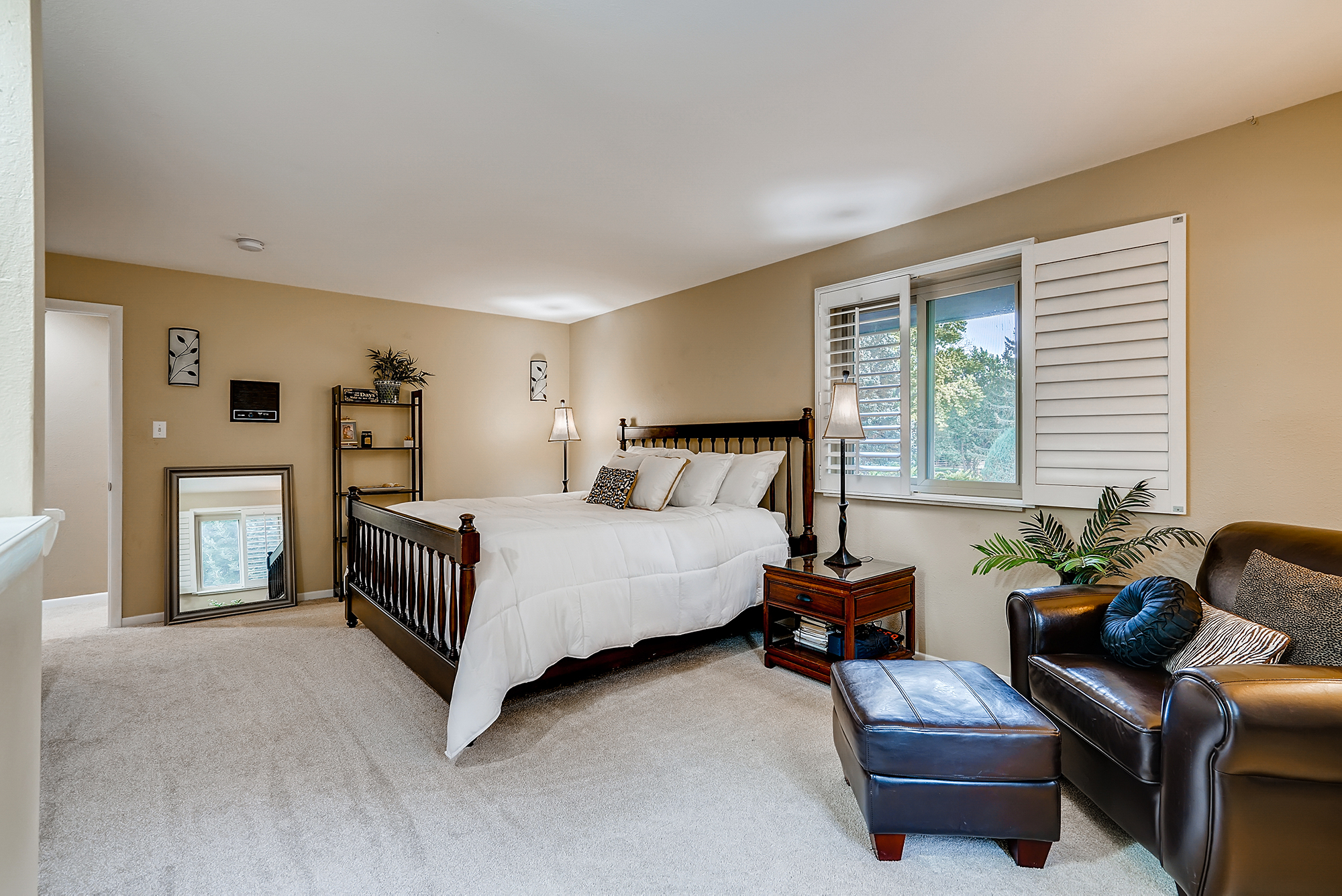 5028 W Maplewood Ave, Coventry Neighborhood, Littleton