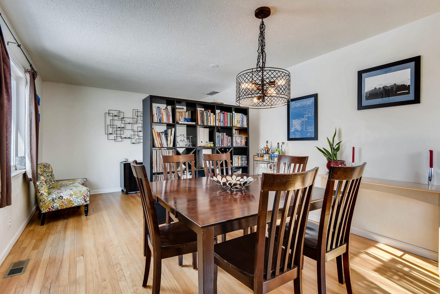 Athmar Park Neighborhood Home For Sale 900 S Pecos St