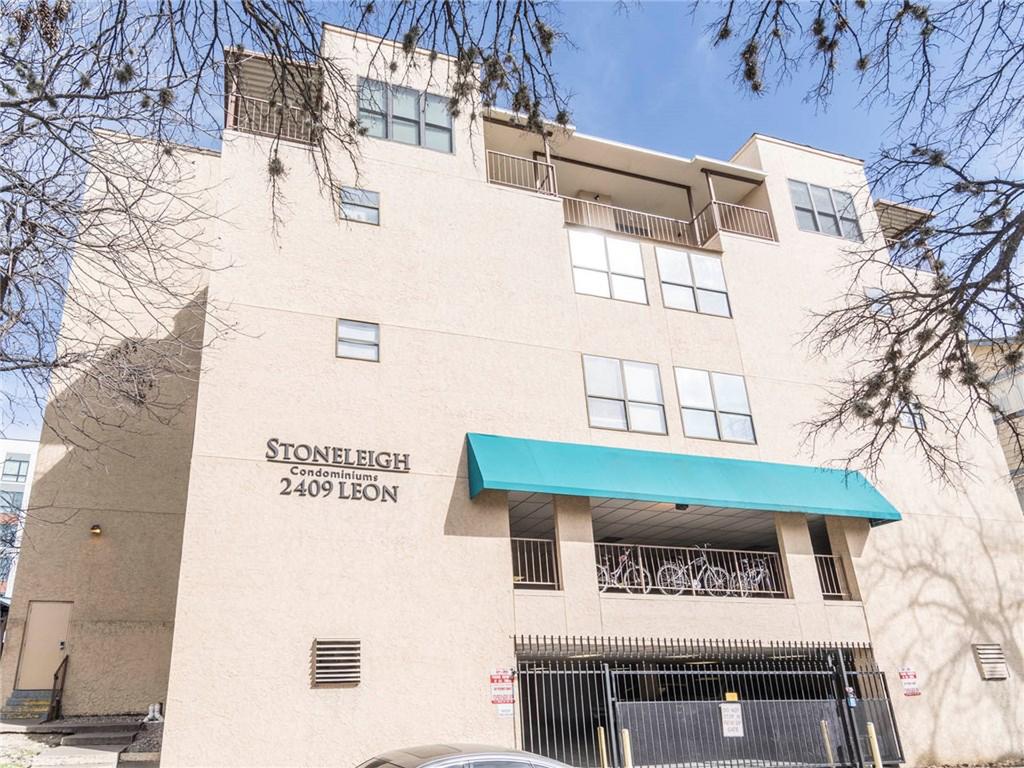 Stoneleigh Condominiums