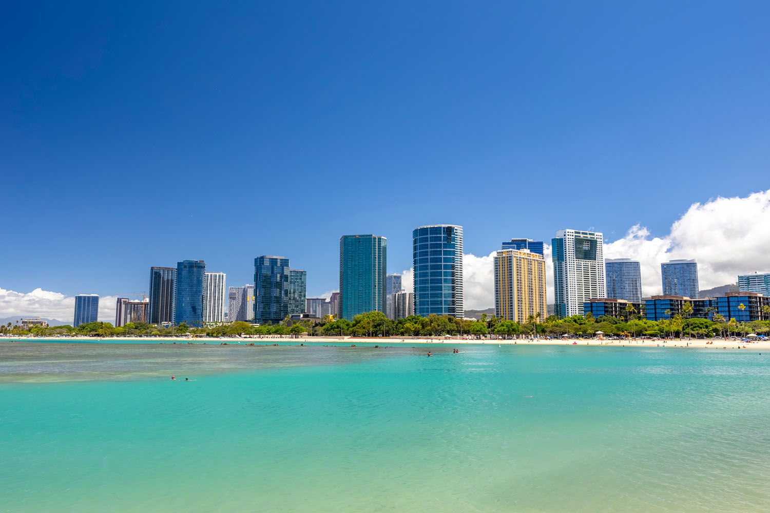 Ala Moana Beach Park shoreline near Kakaako Waterfront Park