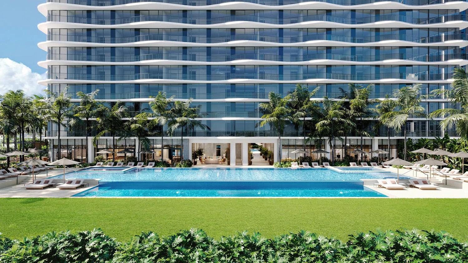 Launiu condo pool elevated view 33