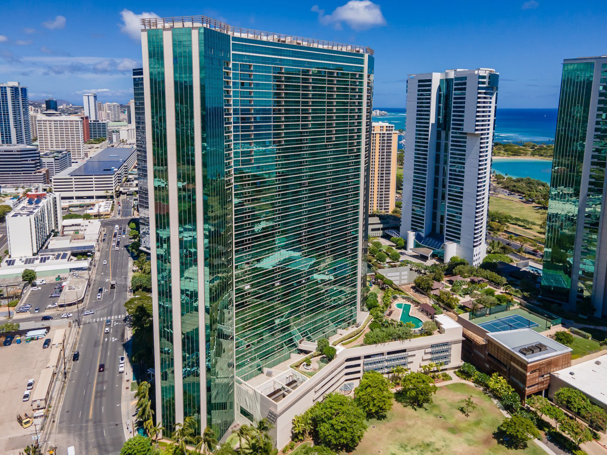 Koʻolani Ala Moana condos for sale