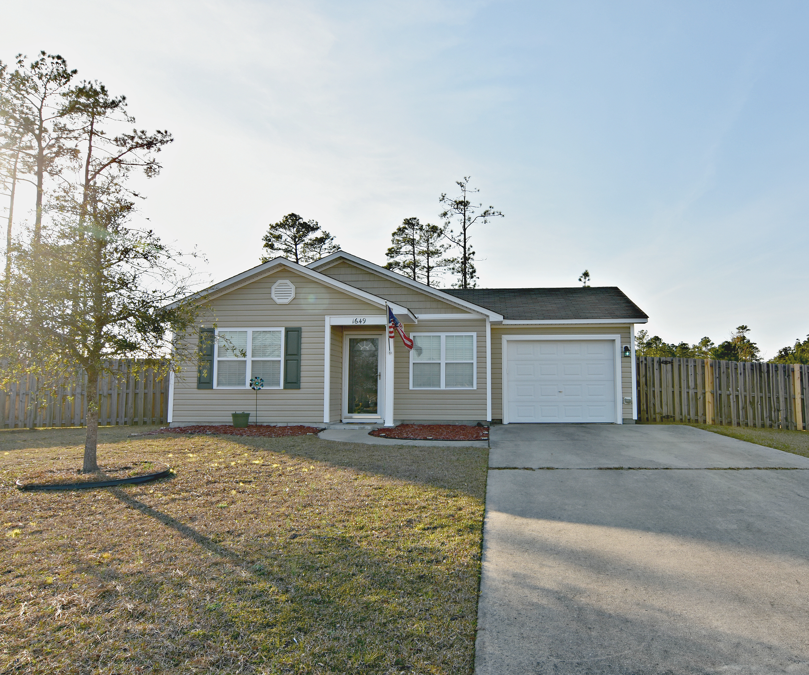 1649 Royal Pine Court, Leland, NC 28451 House Tour [pics only]