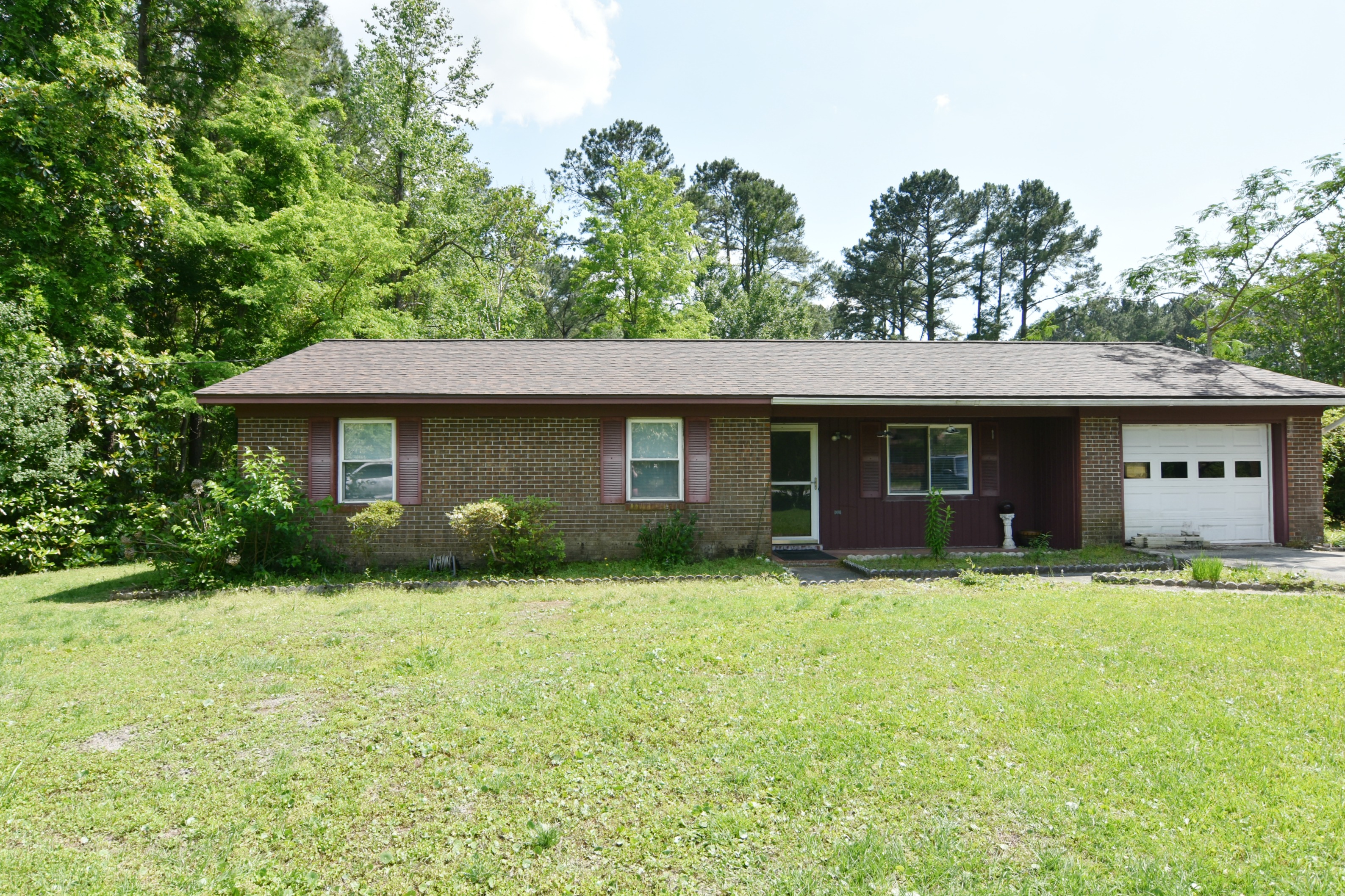 304 Millhouse Road, Castle Hayne, NC 28429 Homes for Sale in Castle