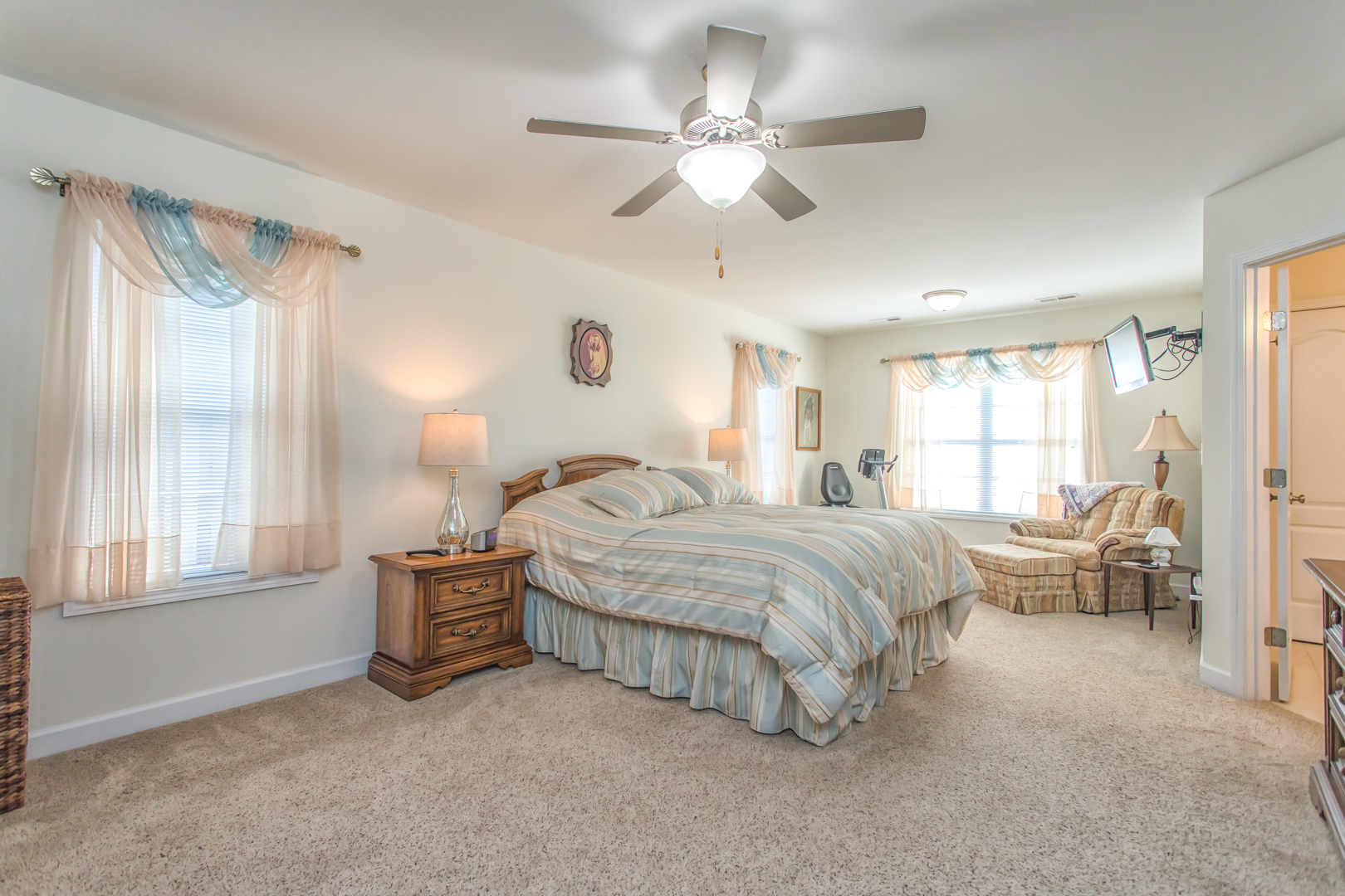 5032 Trumpet Vine Way, Wilmington, NC 28412 House Tour [pics only