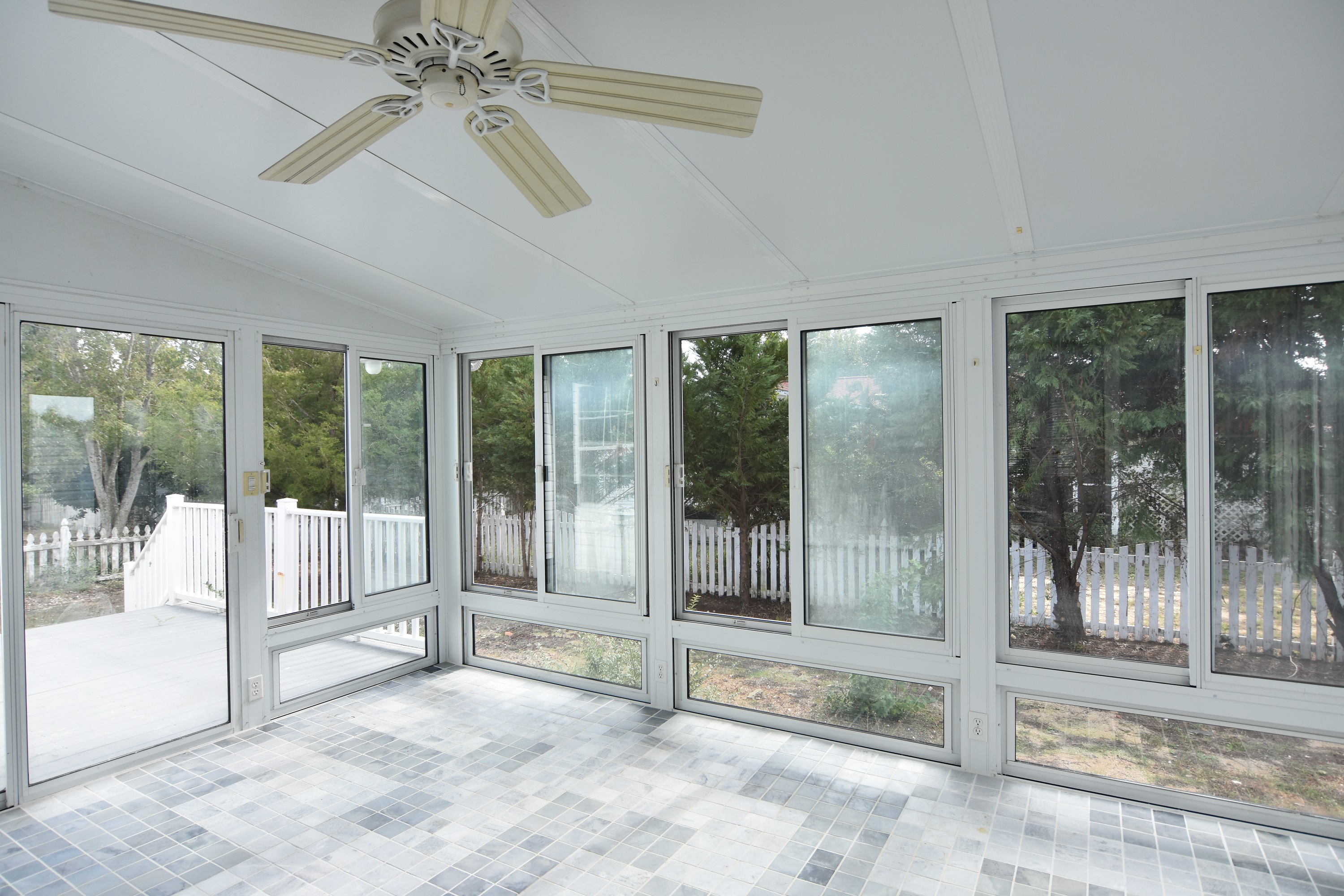 513 Capeside Drive, Wilmington, NC 28412 [Pics Only] Homes for Sale