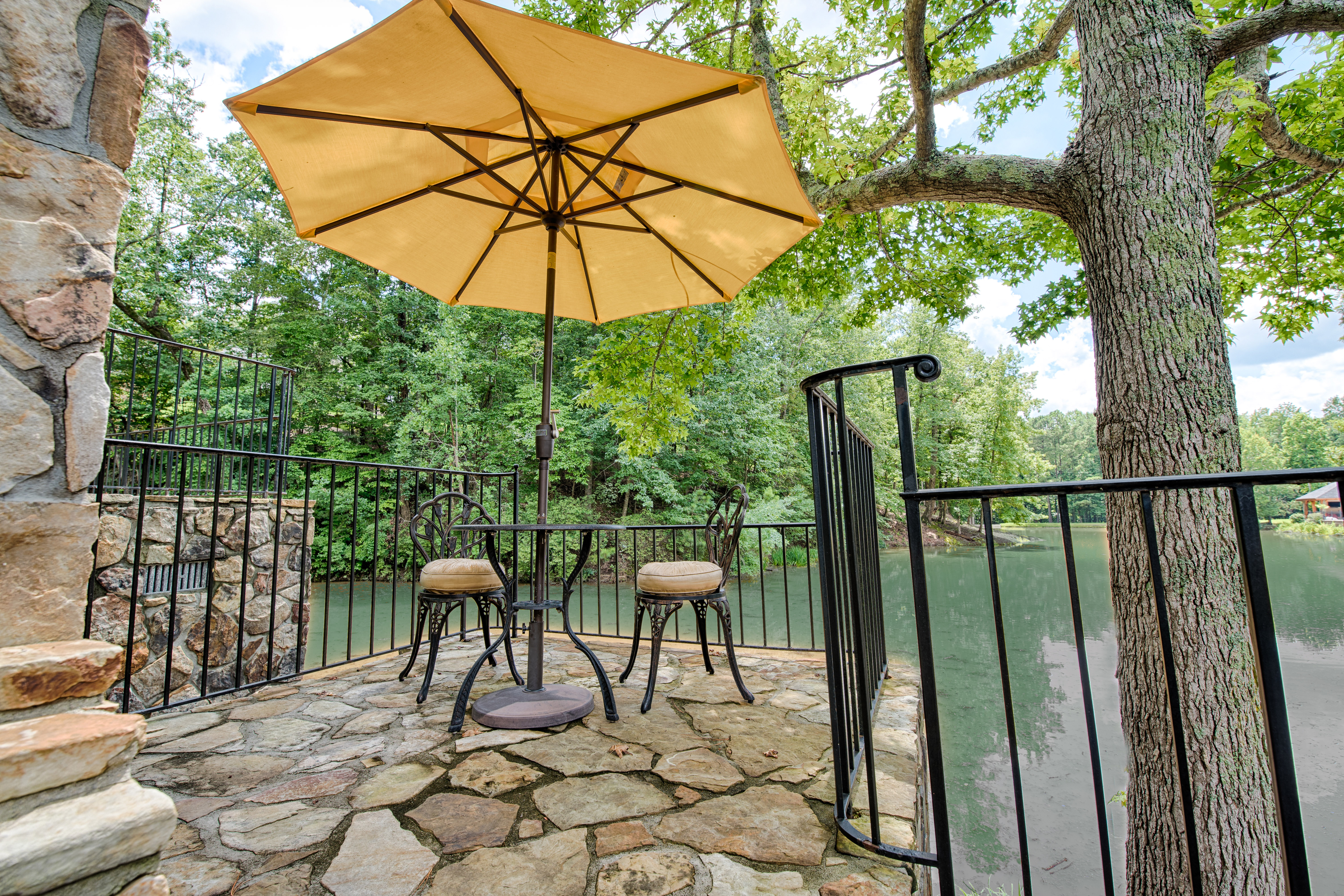 Berkeley Lake GA Real Estate, Homes for Sale Robb Realty