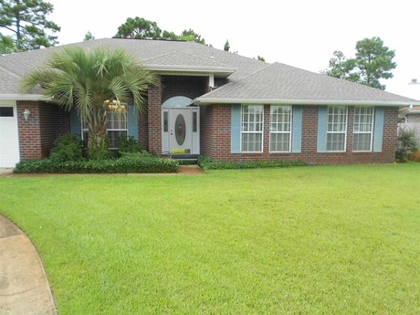 New Listing : 5148 Mandavilla Gulf Breeze, Florida 