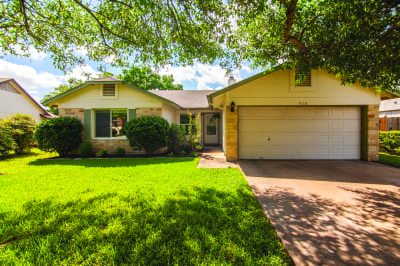 920 Dover Pass exterior