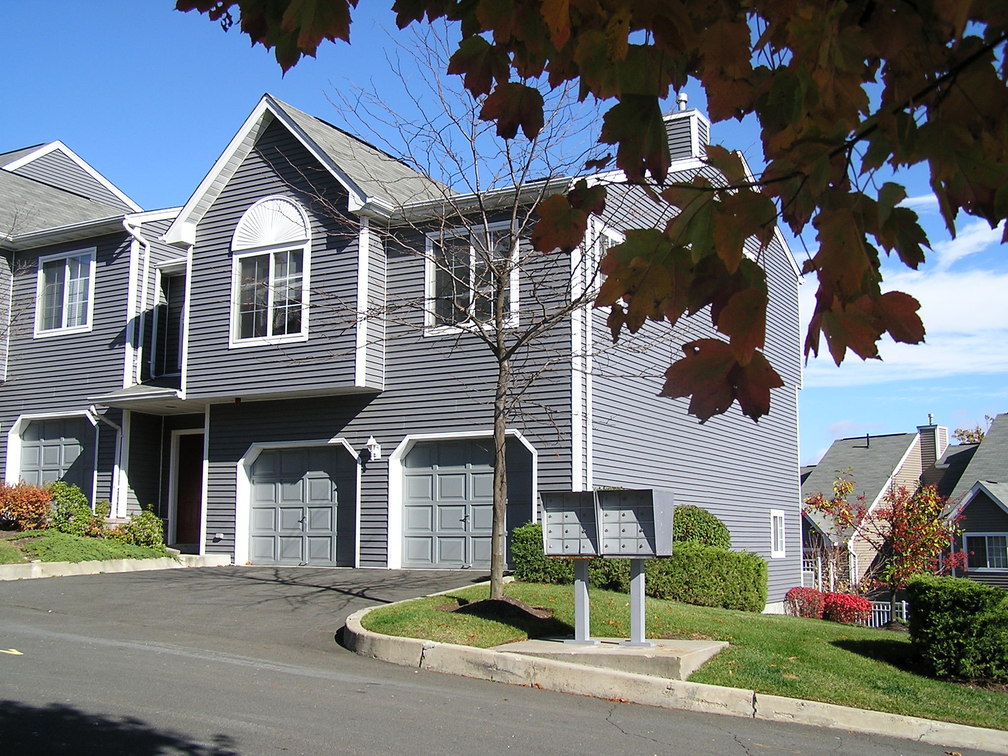 The Hamlets Eagle Ridge Condos For Sale