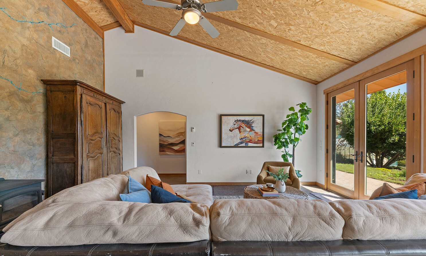 Dragonfly Ranch Photo 20