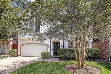 House in Braeswood Place, Houston, TX 77025