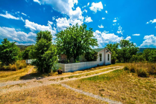 Homes Under $500K