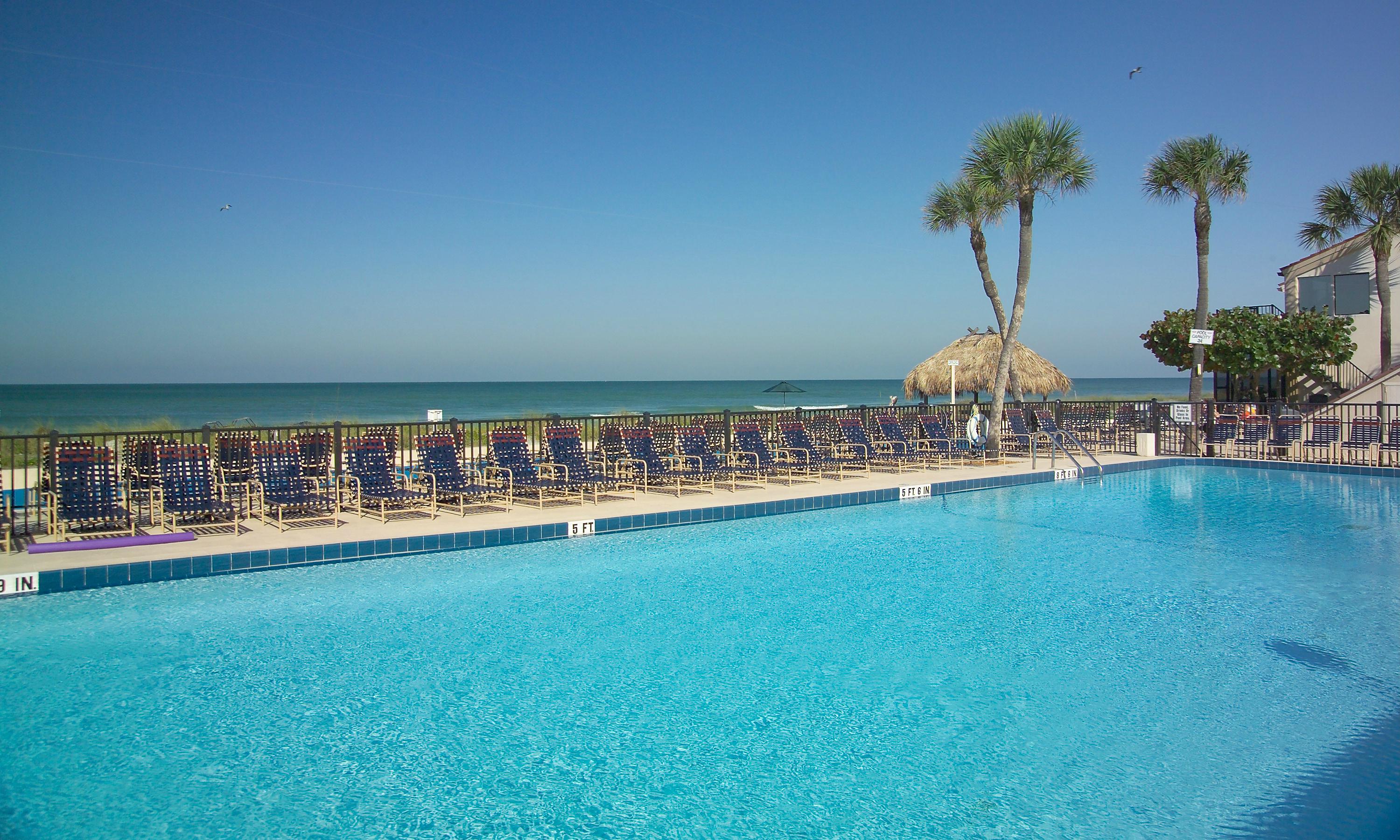 Casa Del Mar at Longboat Key Condos for Sale at 4621 Gulf of Mexico Dr