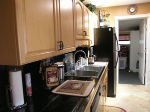 3307 miami Court Kitchen