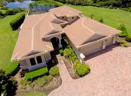 Front High view of 3566 Founders Club Dr, Sarasota, FL