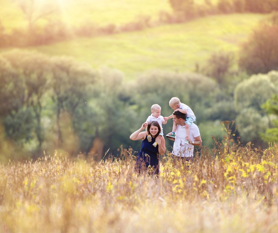 "Discover the Top 6 Reasons to Live in Omaha: Community warmth, cost-effective homes, cultural vibrancy, innovative growth, outdoor beauty, and food haven!"