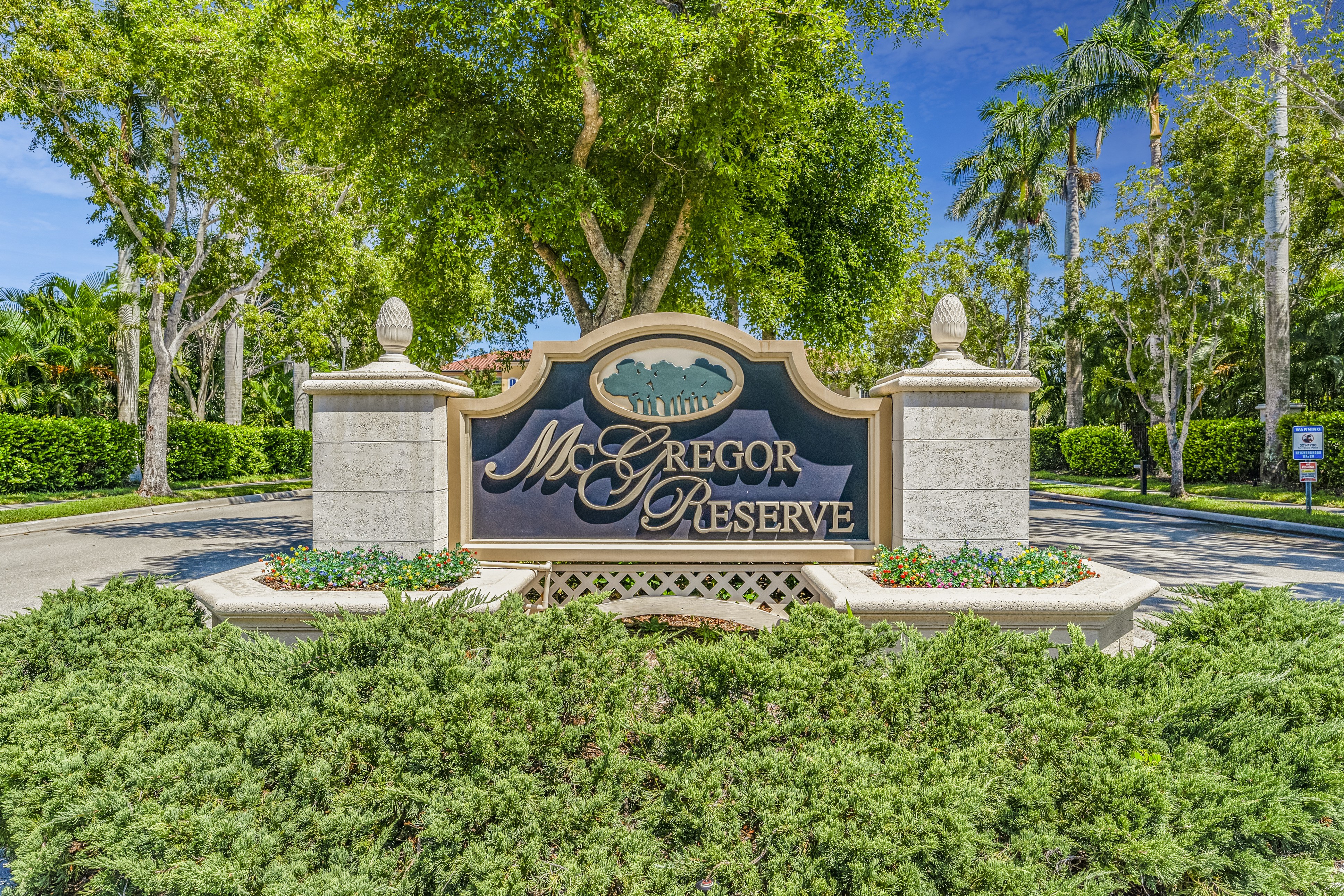 MCGREGOR RESERVE SIGN