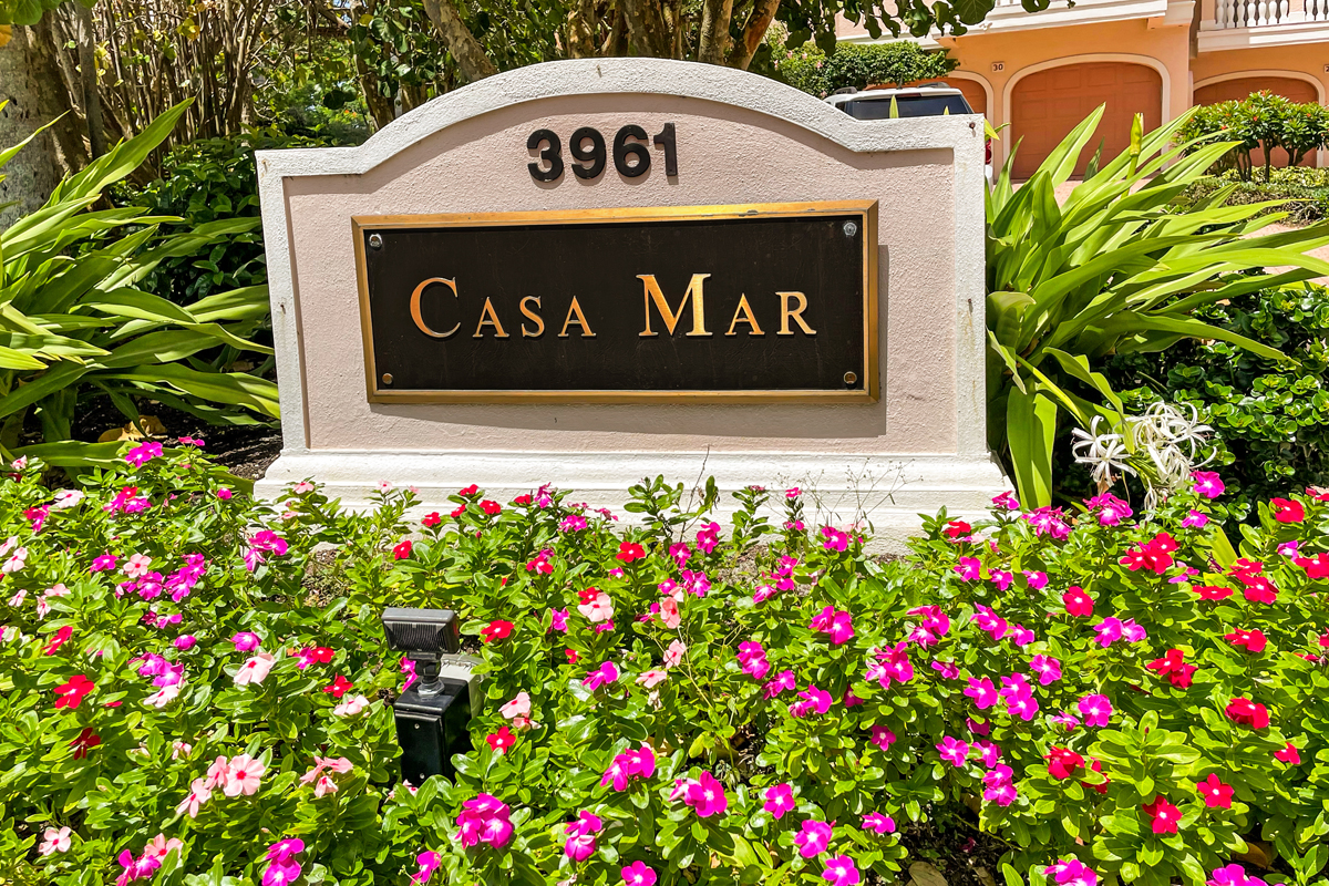 Living In Park Shore - Casa Mar