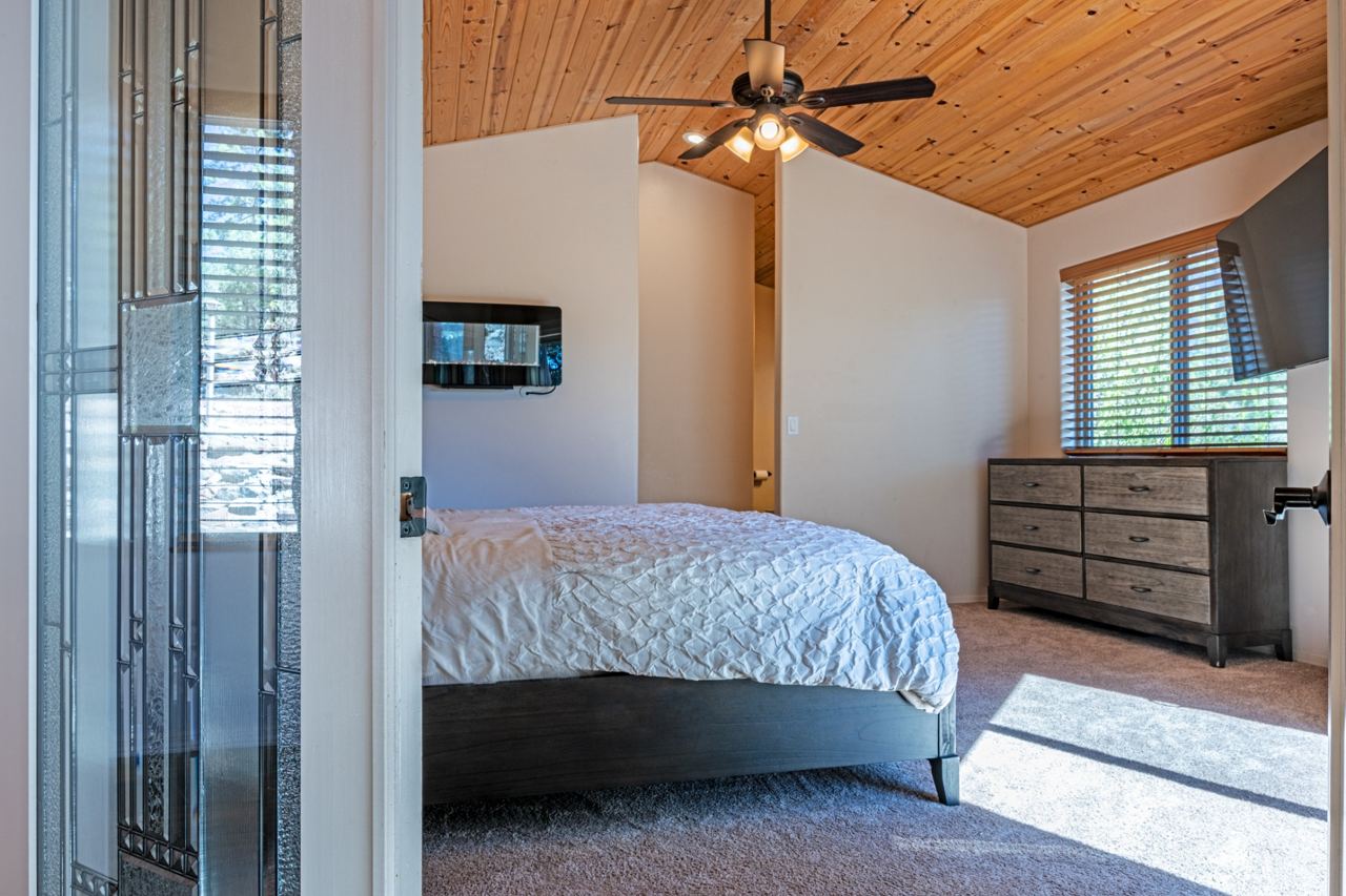 Bedroom with wood vaulted ceiling at 190 S Greystone Circle in Payson