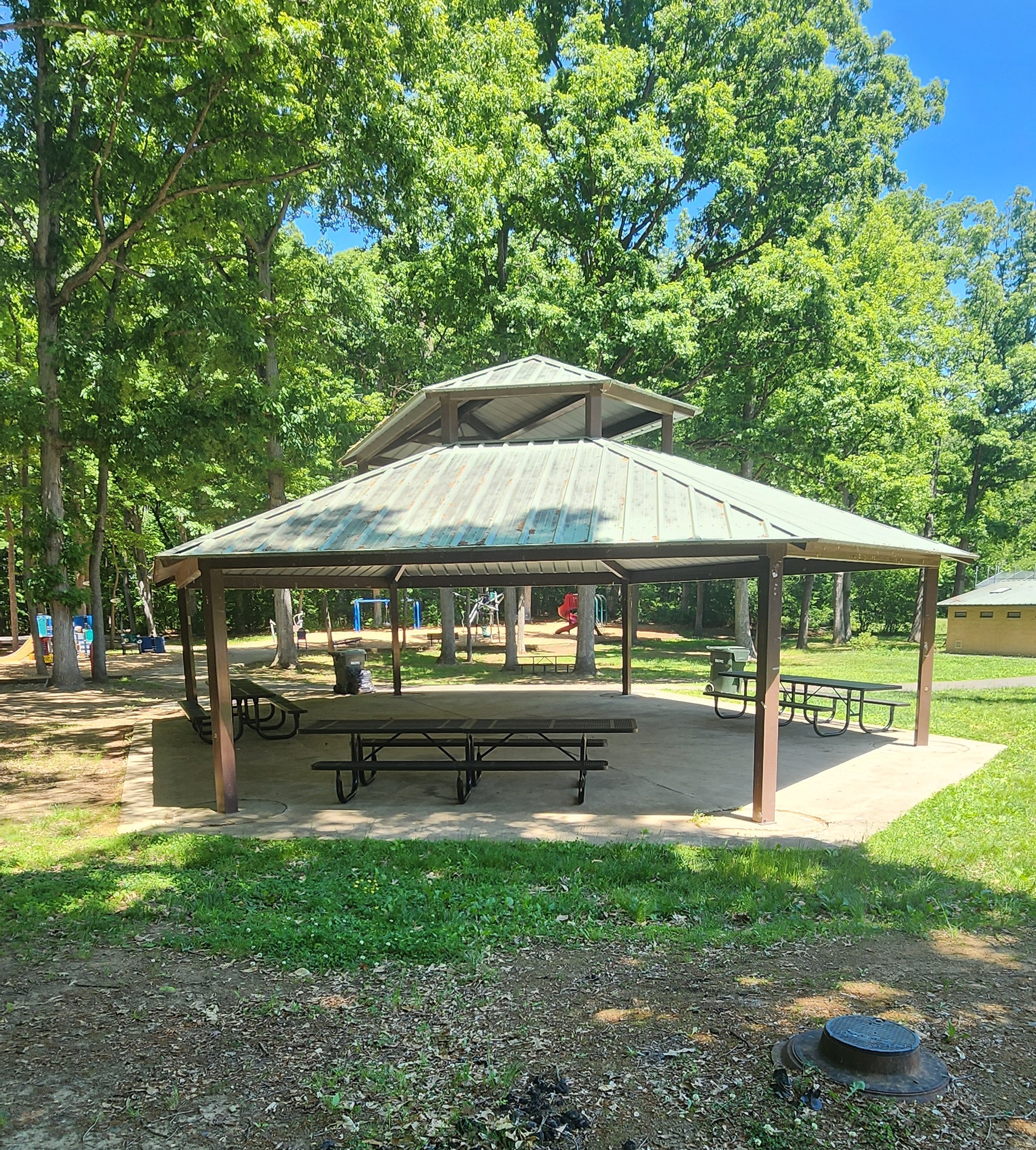 Picnic pavilion at Foxhill Park in Bowie Maryland photographed for Scott Smolen local real estate content