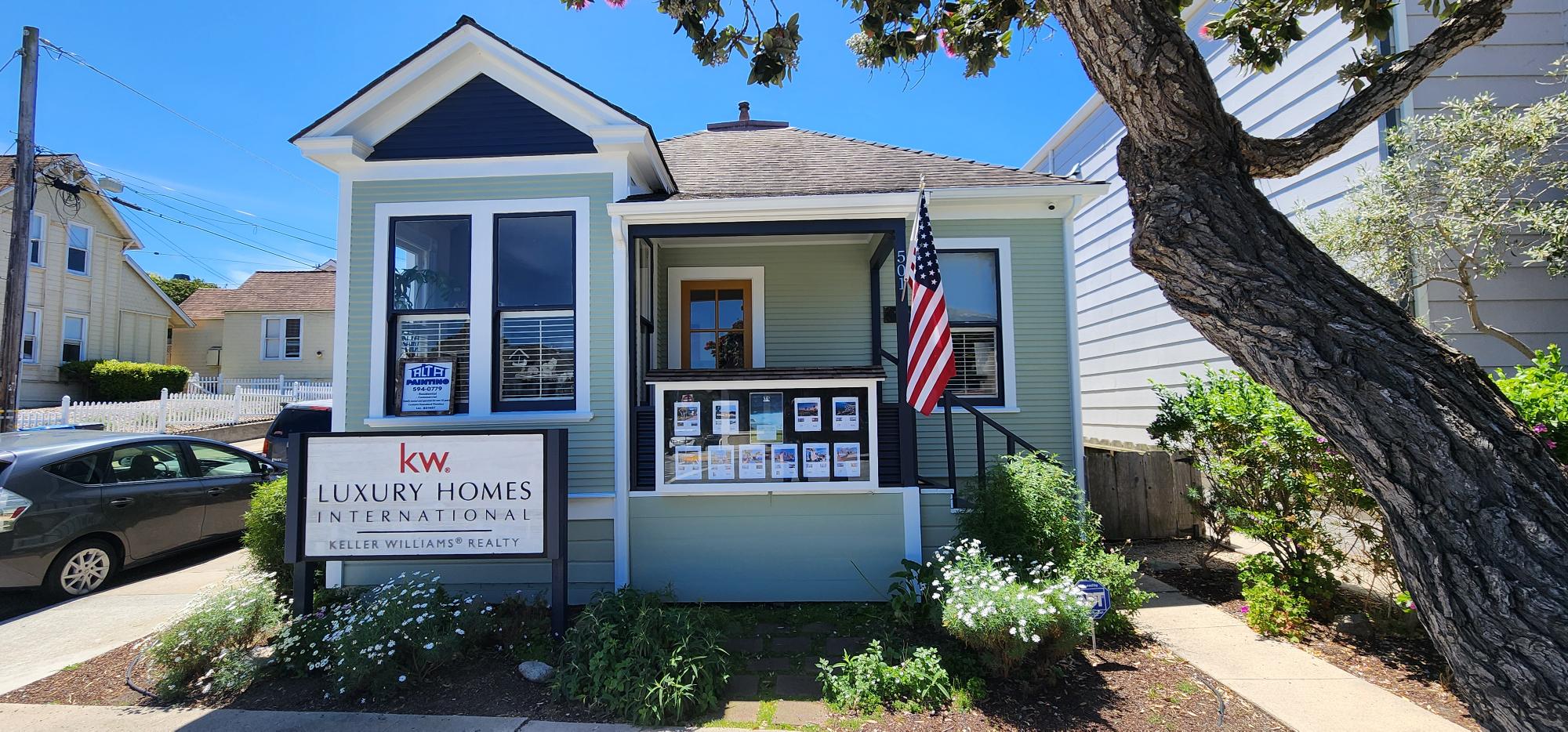 example of a Pacific Grove charming Victorian homes that is now the Monterey Peninsula Home Team officea