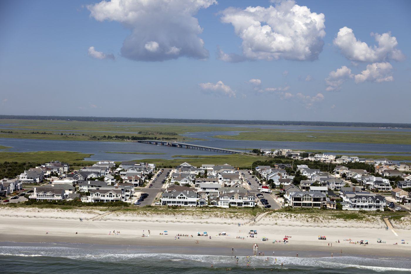Beach and homes in Stone Harbor, NJ