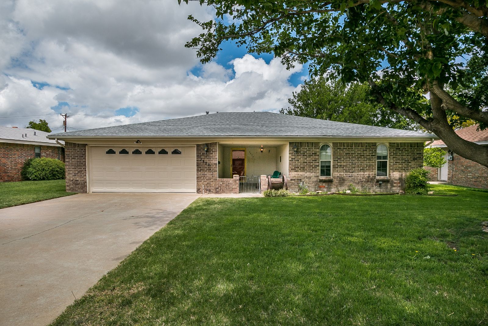 River Road East Homes for Sale