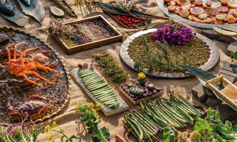 RESTAURANT COMES TO SILVERLAKE