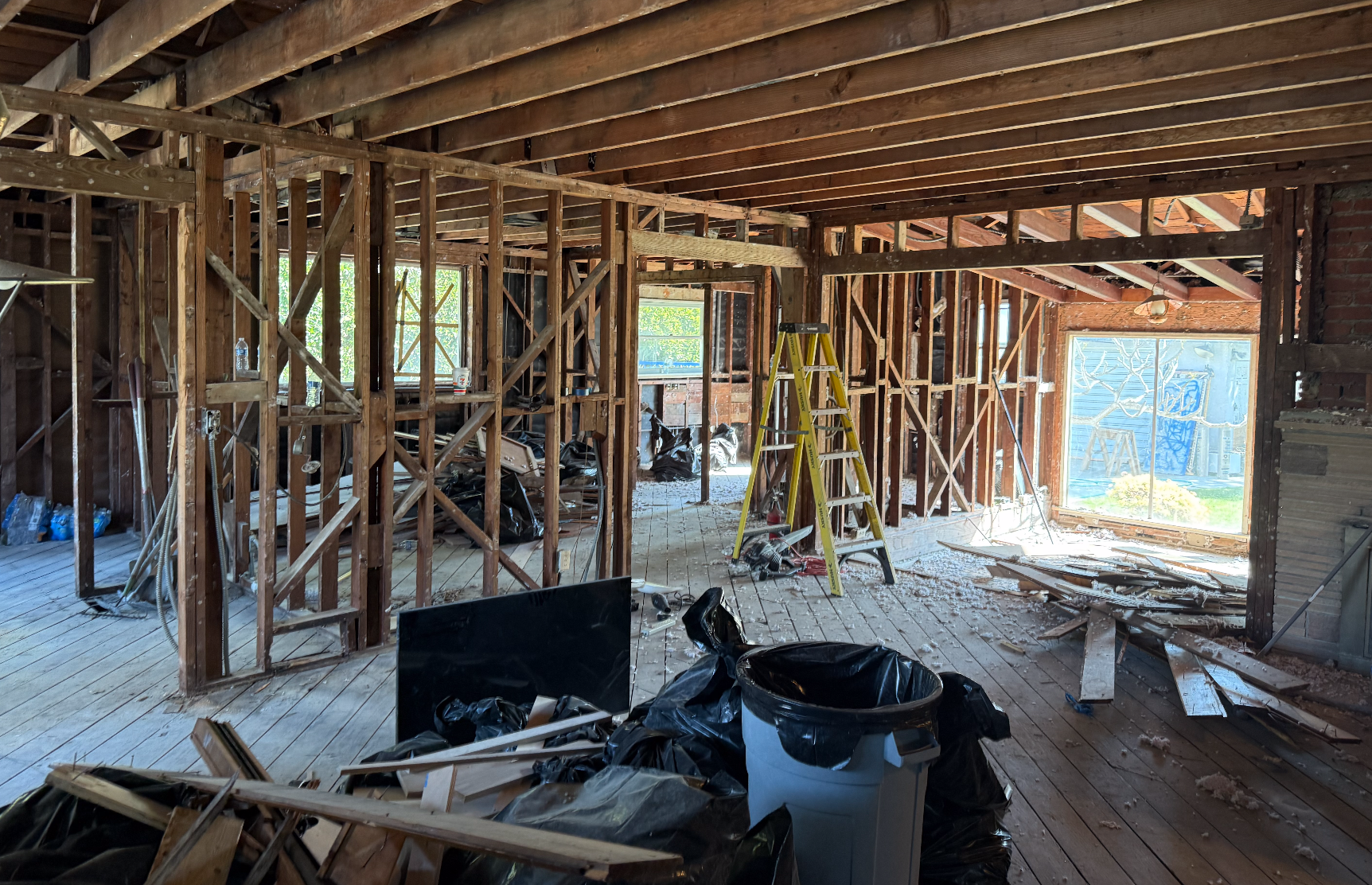 CAMPBELL WELLMAN SPIEGEL WELLMAN PRESTON WAY VENICE REMODEL - BEFORE