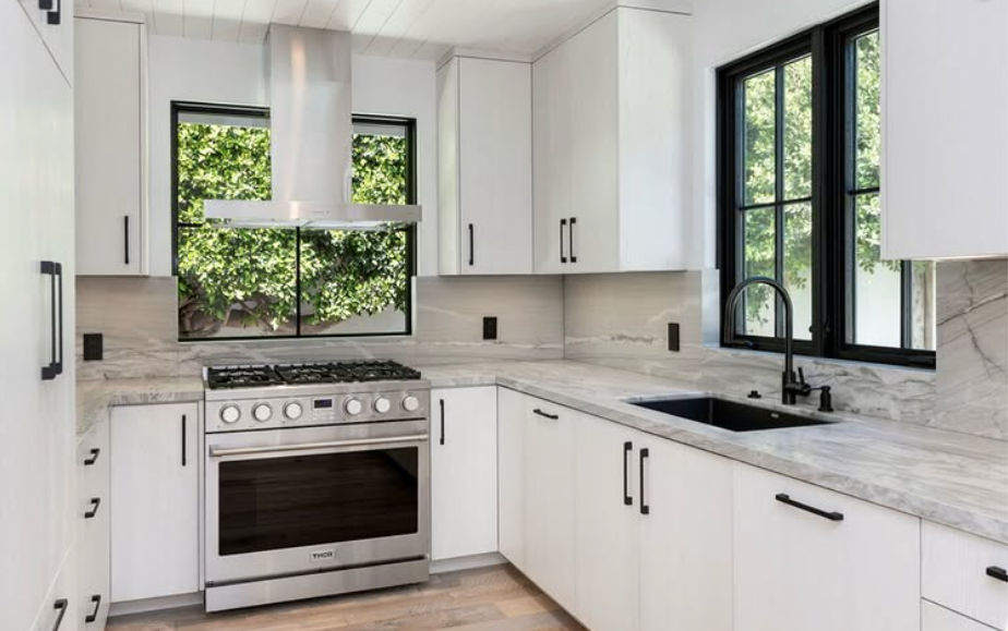 CAMPBELL WELLMAN SPIEGEL WELLMAN PRESTON WAY VENICE REMODEL COMPLETE KITCHEN