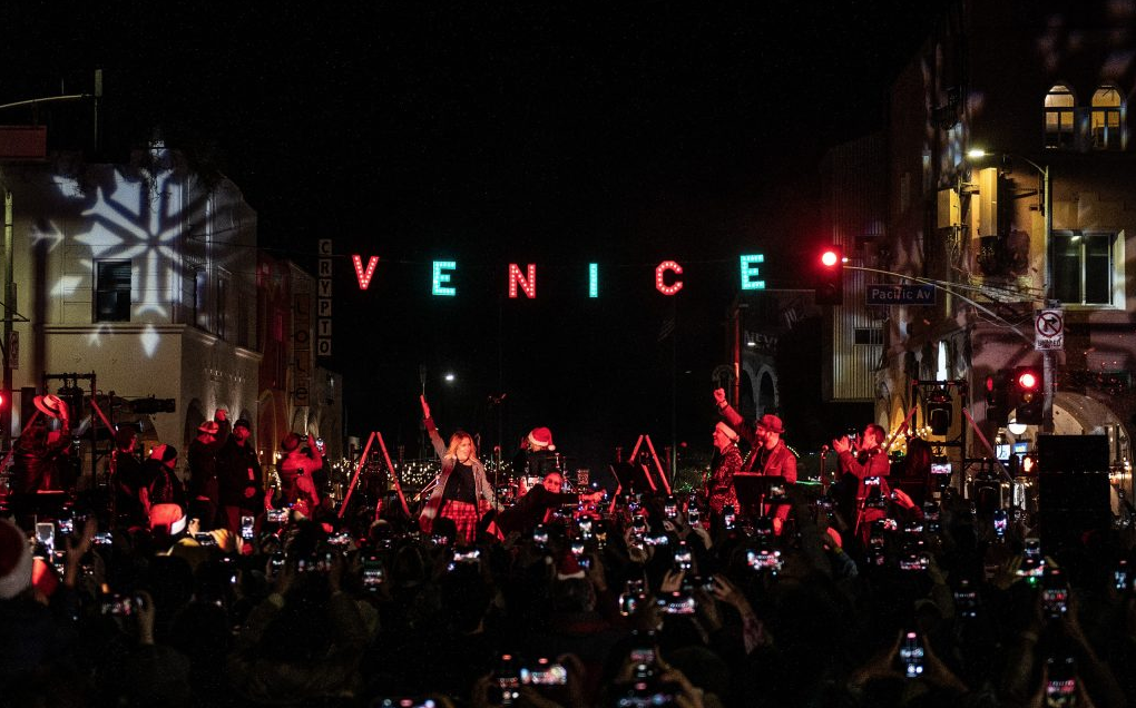 Campbell Wellman Venice Sign
