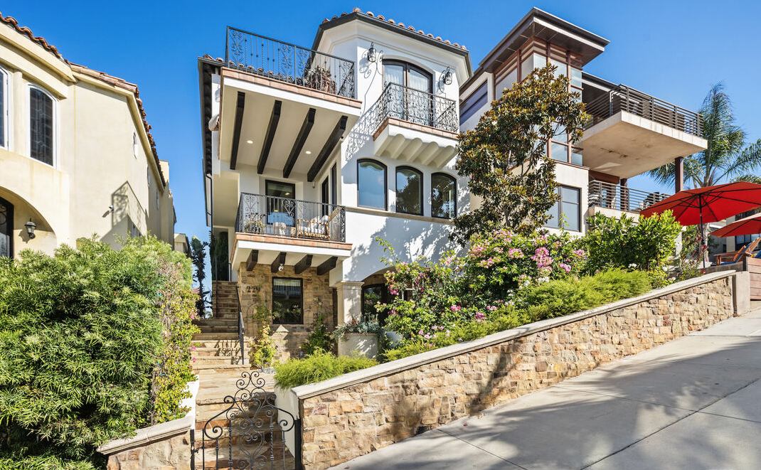 Campbell Wellman Manhattan Beach Luxury Beach Home For Sale