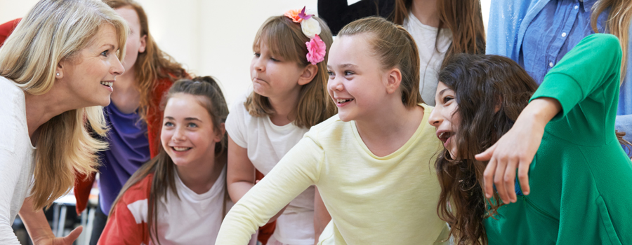 The Top 12 Best Schools In Cupertino, CA For 2022 - Drama Class
