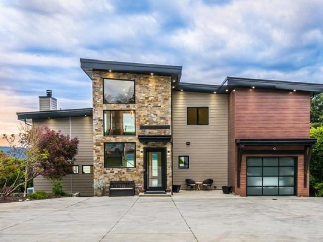 Campbell River Home for Sale