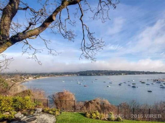 Home in Beach Drive, Victoria BC