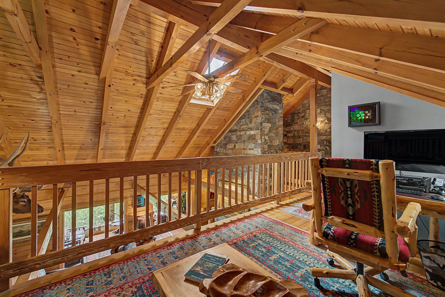 Loft overlooking the great room
