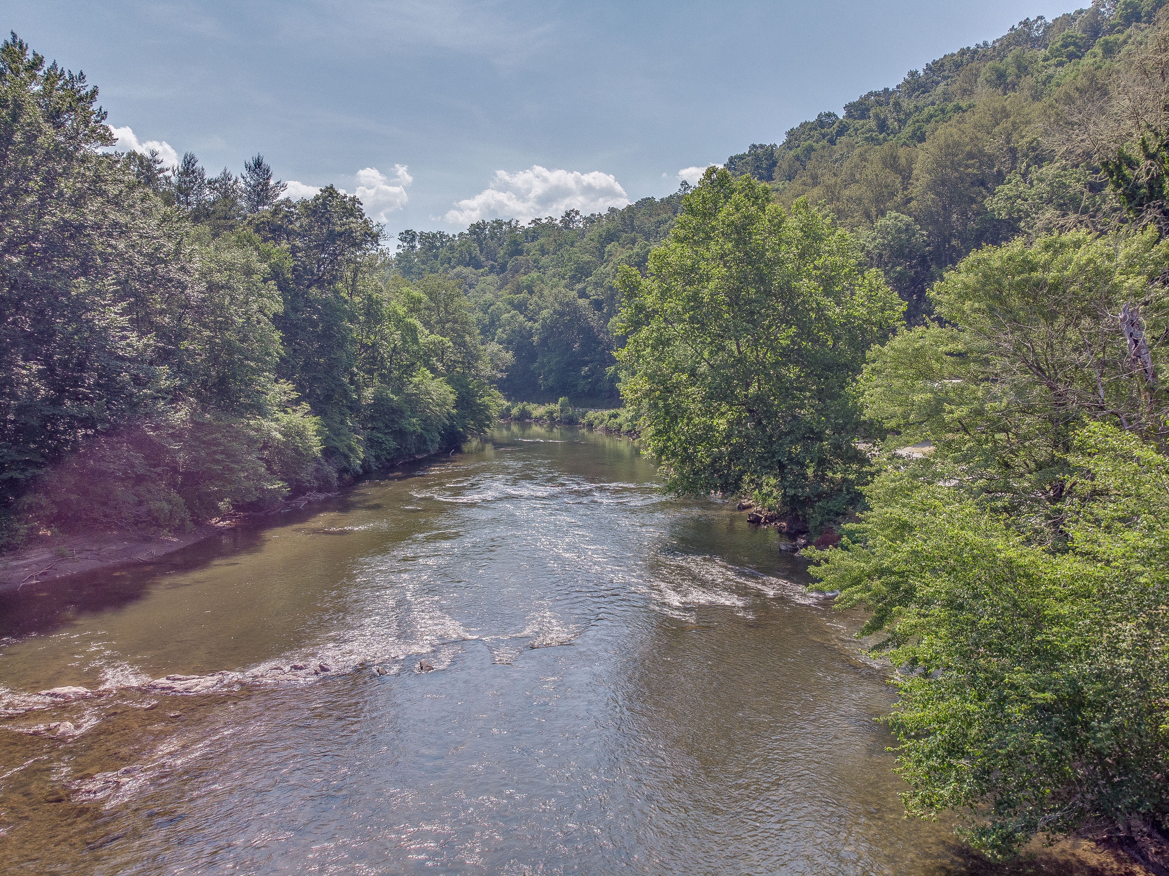 2585 N River Rd, Sylva, NC 28779