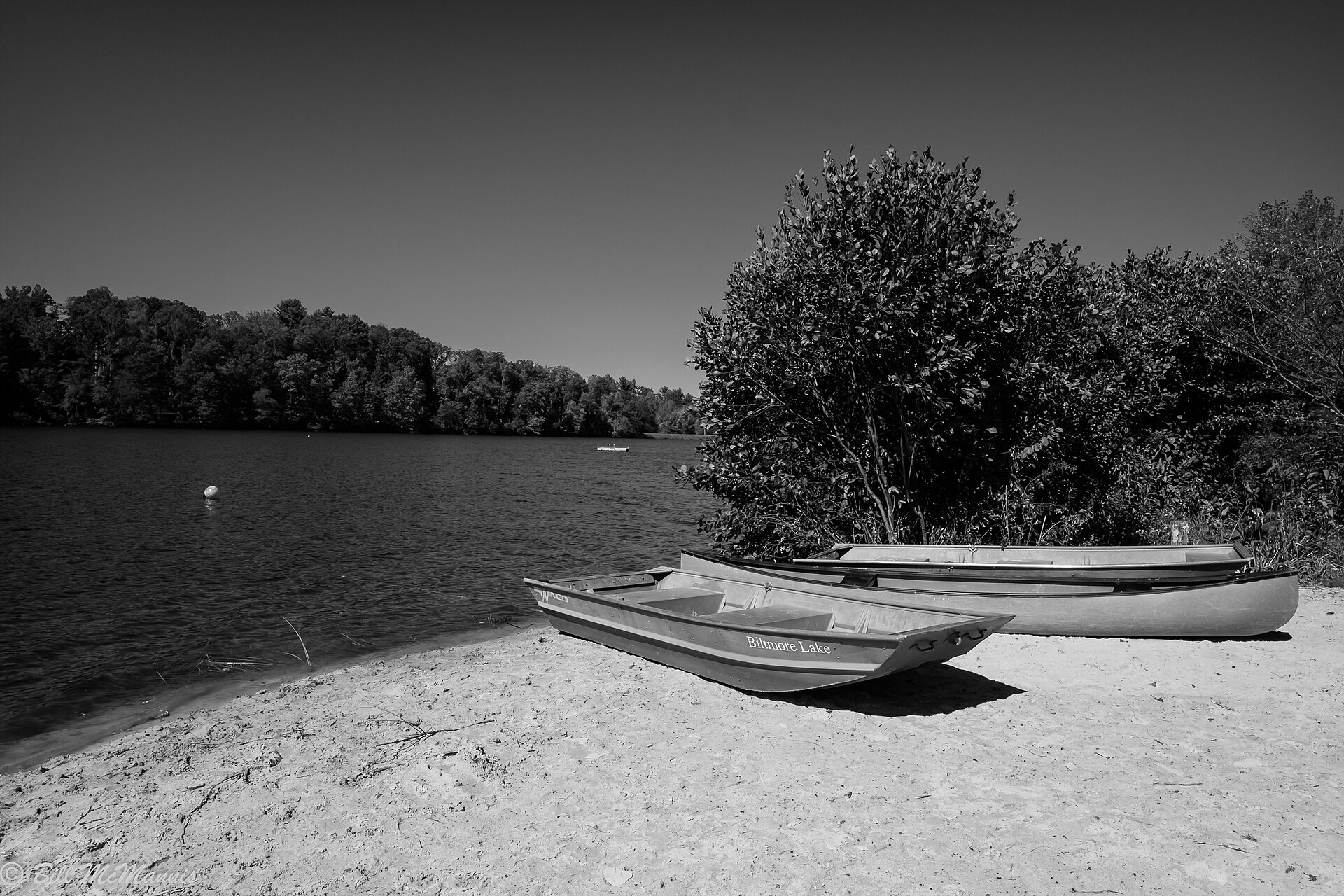 Biltmore Lake in the Fall-5 - Flickr - BillMcMannis